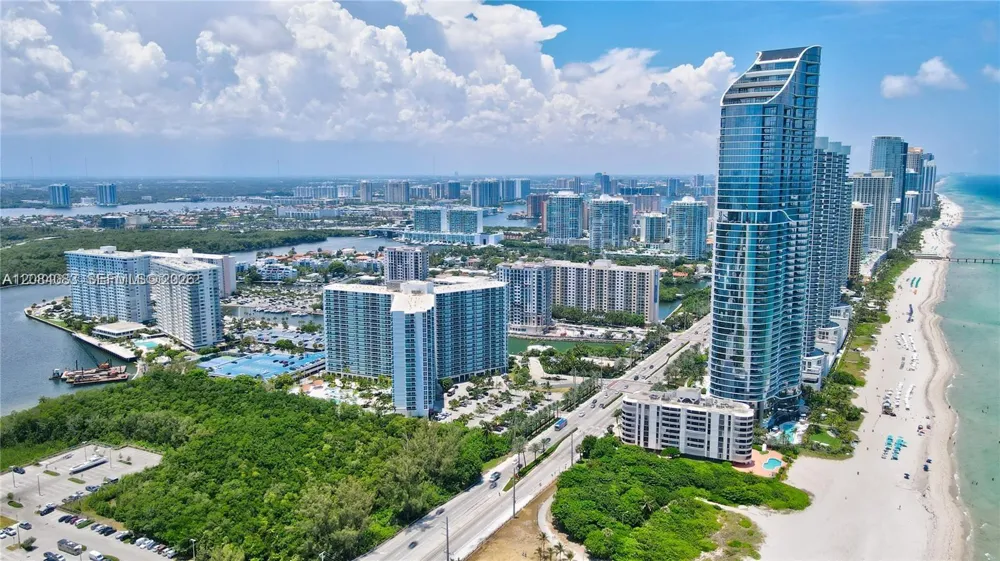 100 Bayview Dr #1405 Sunny Isles Beach, FL 33160