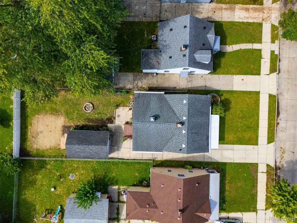 24911 Cooke Street Dearborn City, MI 48124