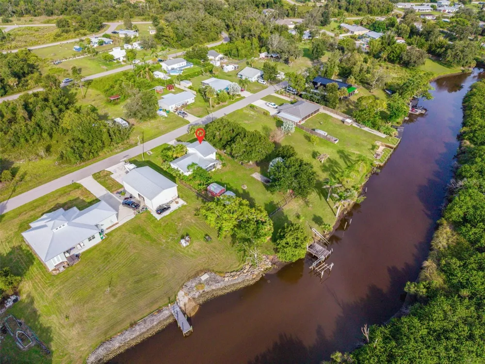 195 SUMMERSET DRIVE Punta Gorda, FL 33982