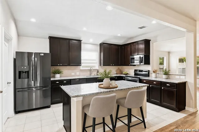 7603 PRESIDIO HVN Boerne, TX 78015