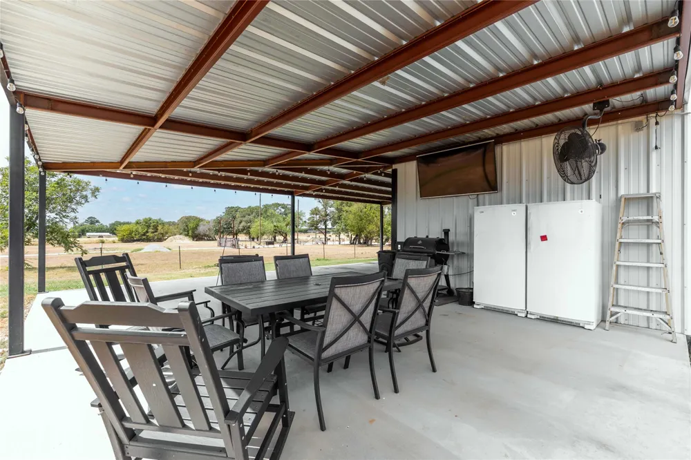 246 CR 448 De Leon, TX 76444