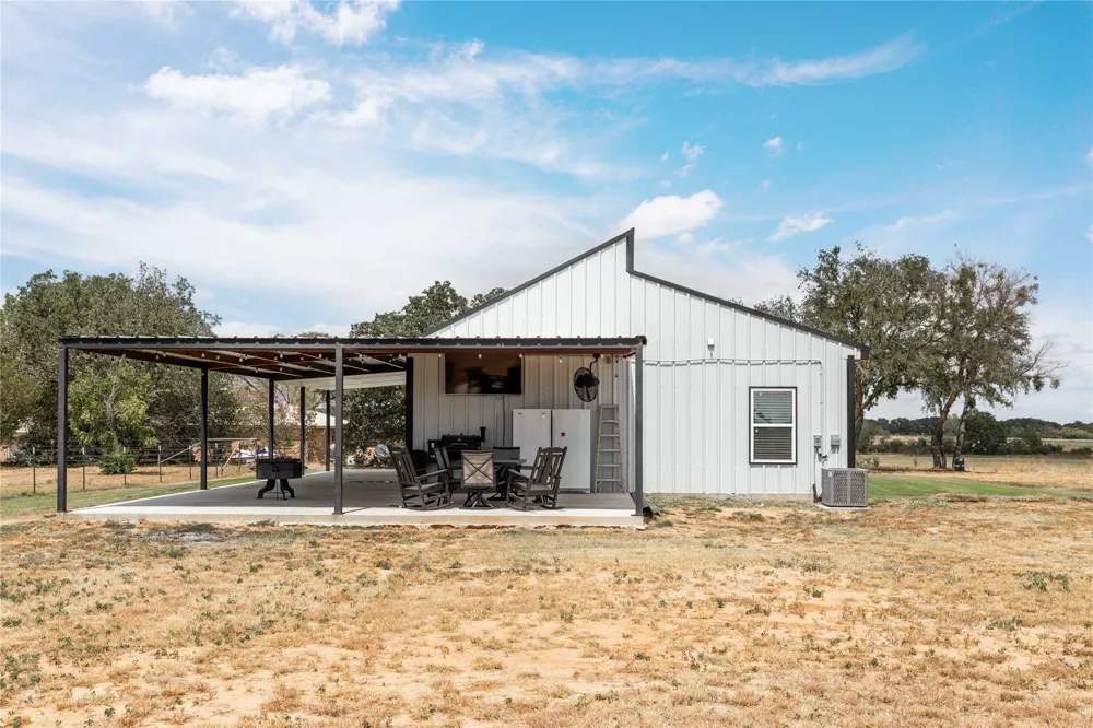 246 CR 448 De Leon, TX 76444
