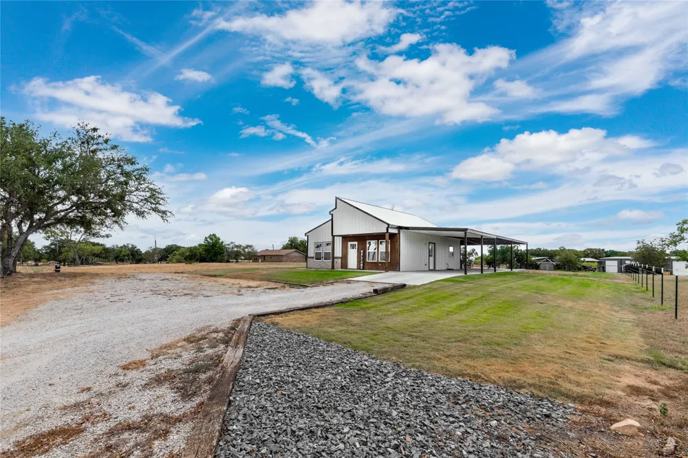246 CR 448 De Leon, TX 76444