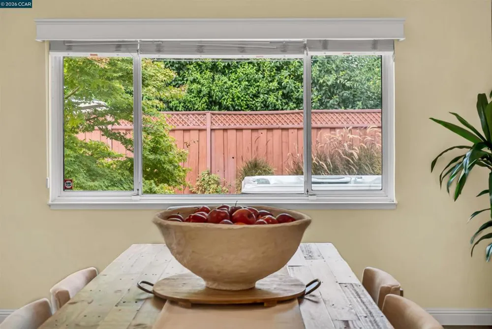 2330 Gill Port Ln Walnut Creek, CA 94598