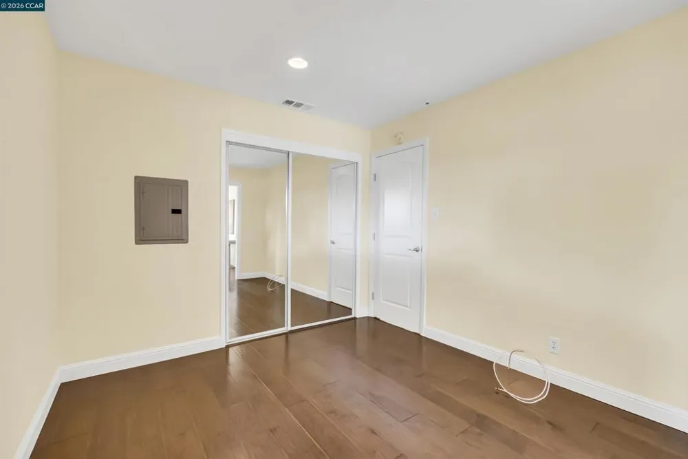 2330 Gill Port Ln Walnut Creek, CA 94598