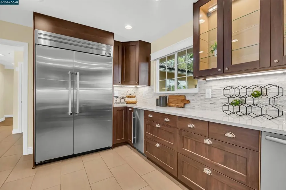 2330 Gill Port Ln Walnut Creek, CA 94598