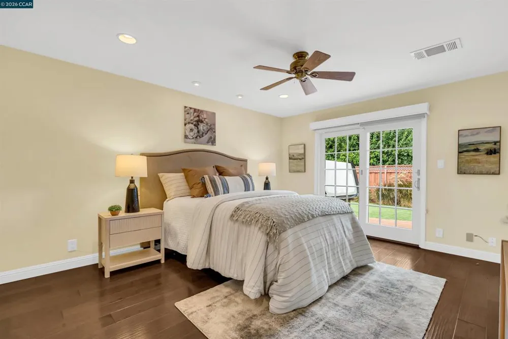 2330 Gill Port Ln Walnut Creek, CA 94598