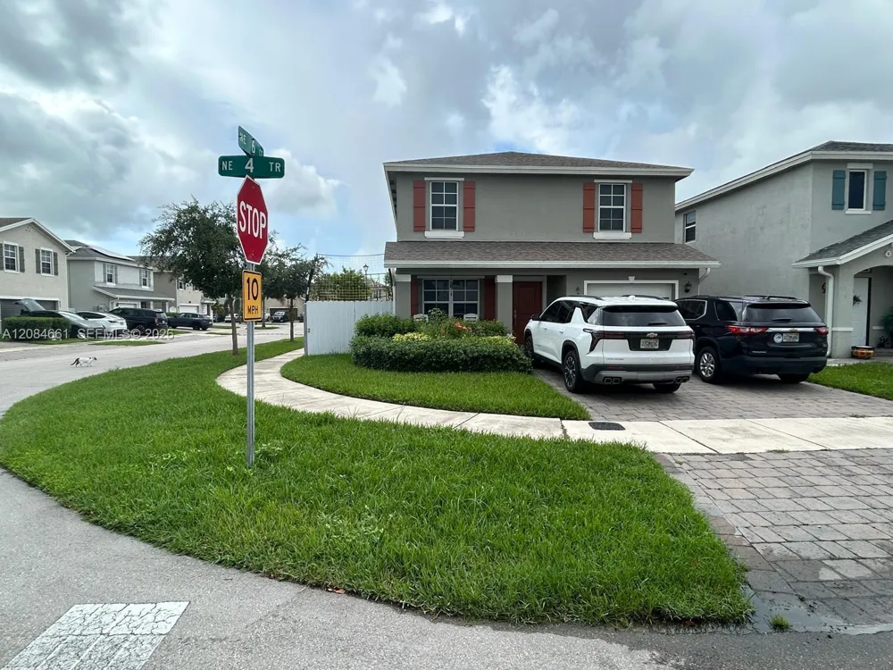631 NE 4th Ter Florida City, FL 33034
