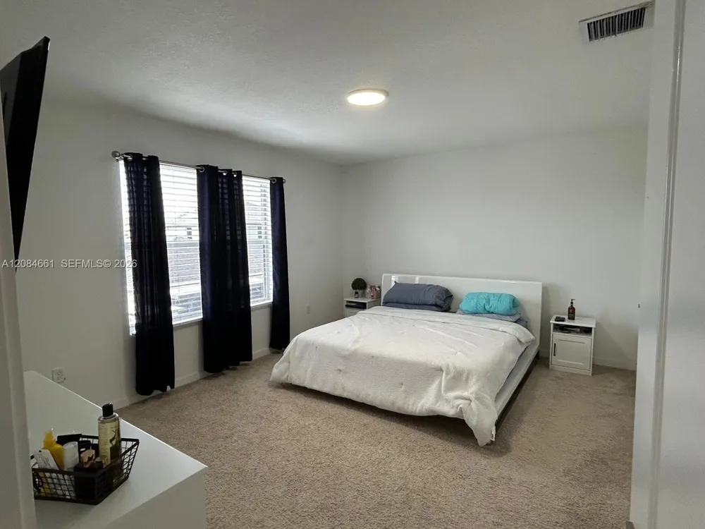 631 NE 4th Ter Florida City, FL 33034