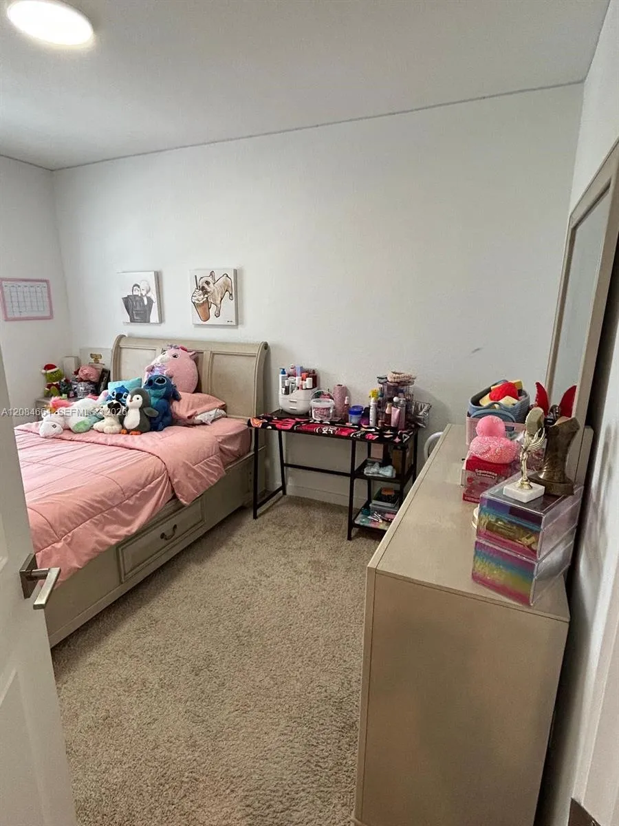 631 NE 4th Ter Florida City, FL 33034