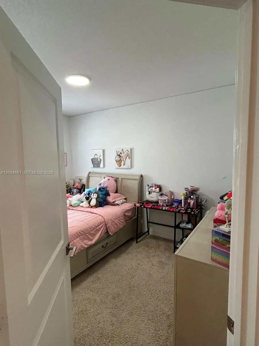631 NE 4th Ter Florida City, FL 33034