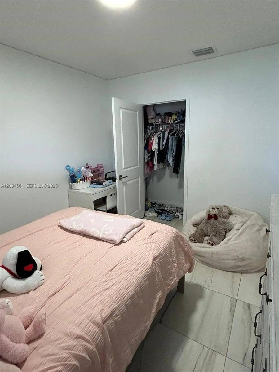 631 NE 4th Ter Florida City, FL 33034