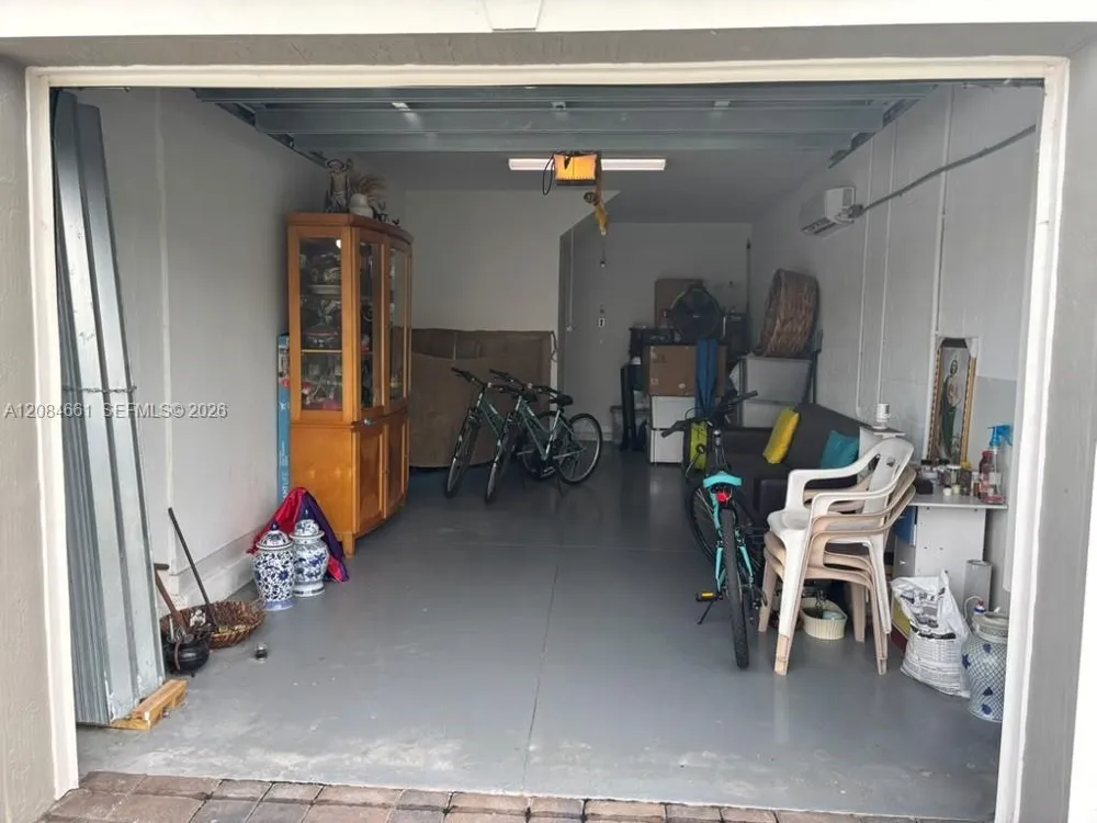 631 NE 4th Ter Florida City, FL 33034