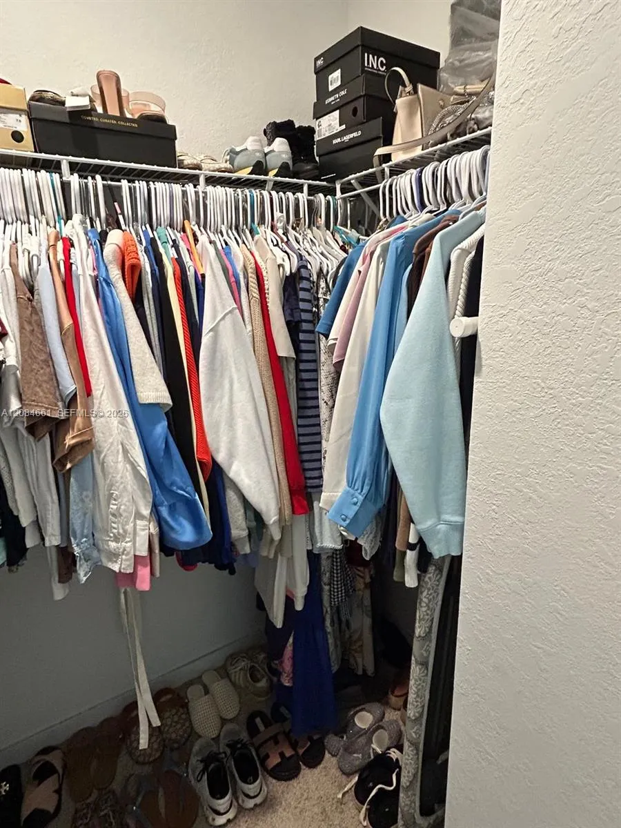631 NE 4th Ter Florida City, FL 33034