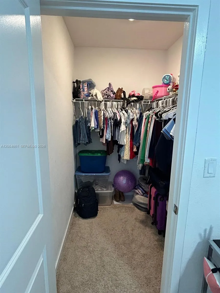 631 NE 4th Ter Florida City, FL 33034