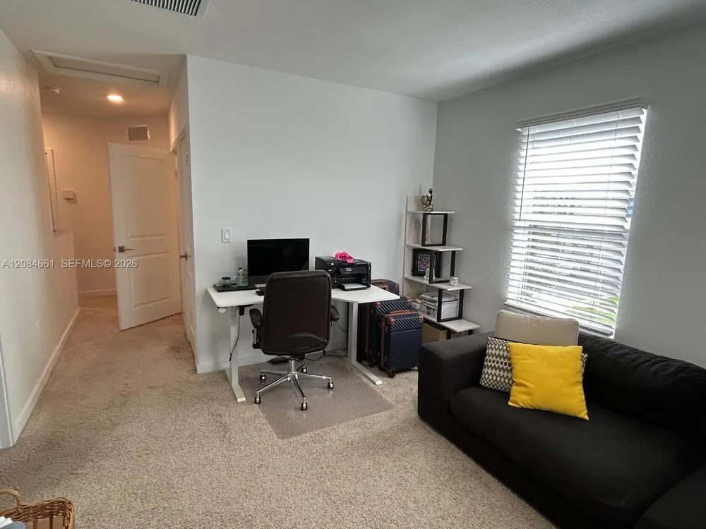 631 NE 4th Ter Florida City, FL 33034