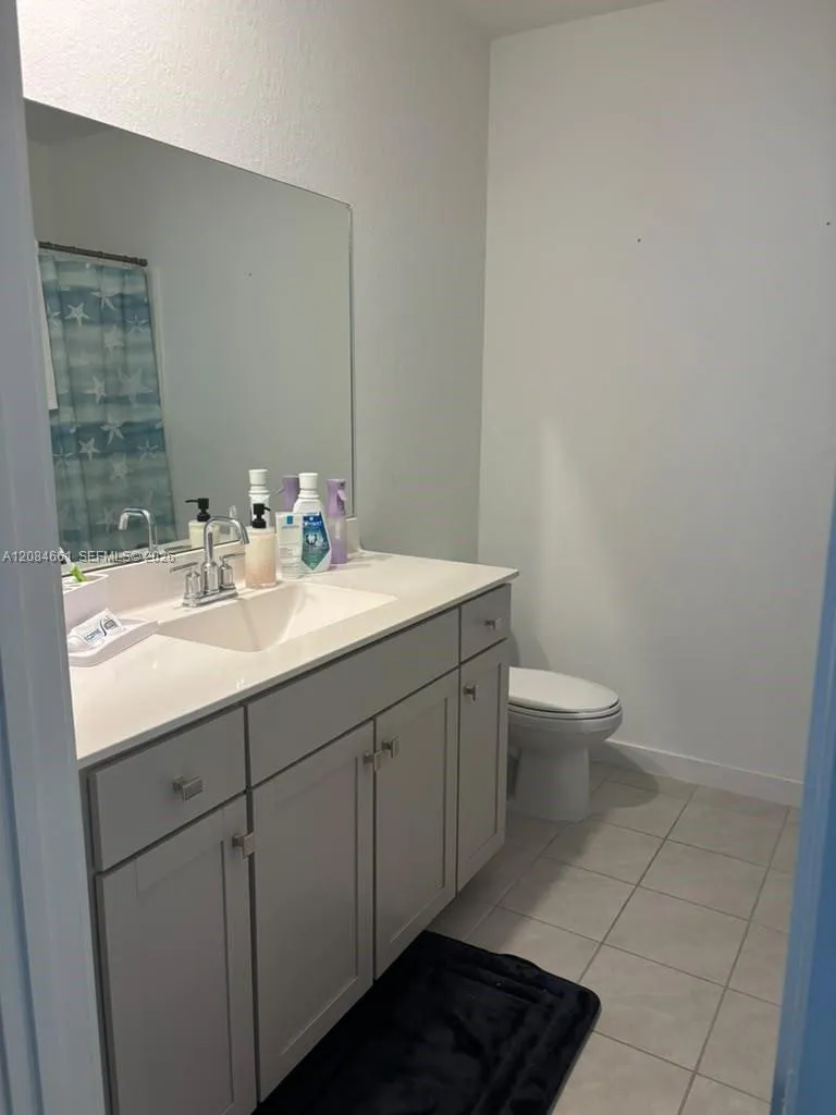 631 NE 4th Ter Florida City, FL 33034