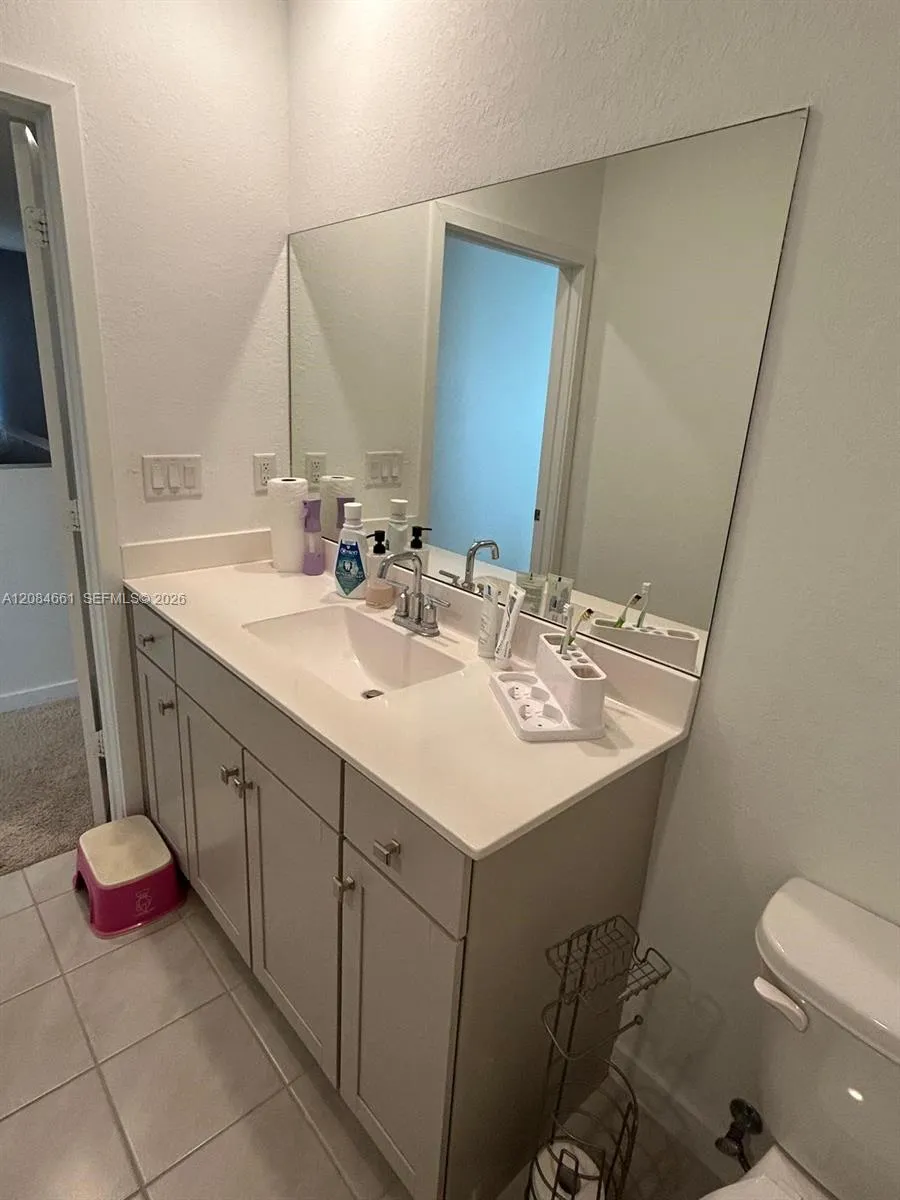 631 NE 4th Ter Florida City, FL 33034