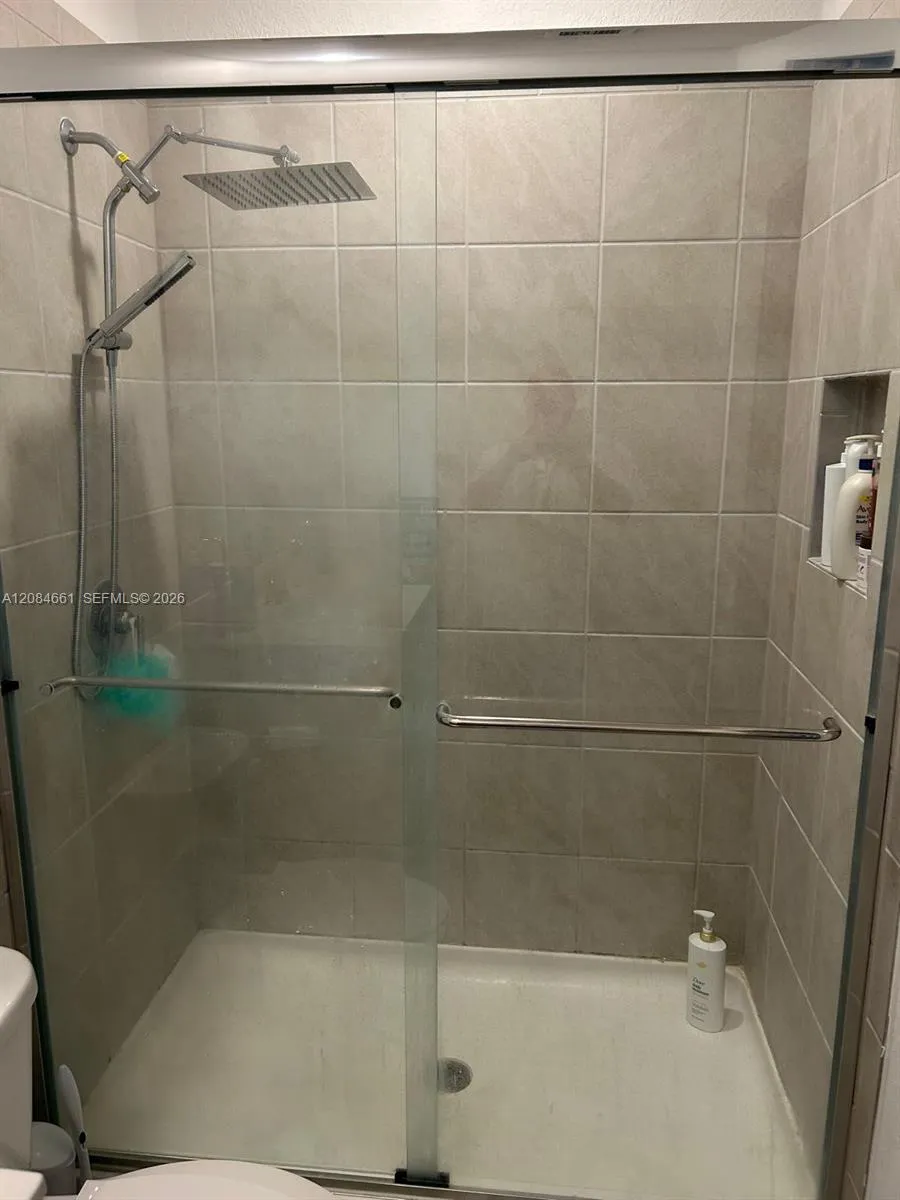 631 NE 4th Ter Florida City, FL 33034