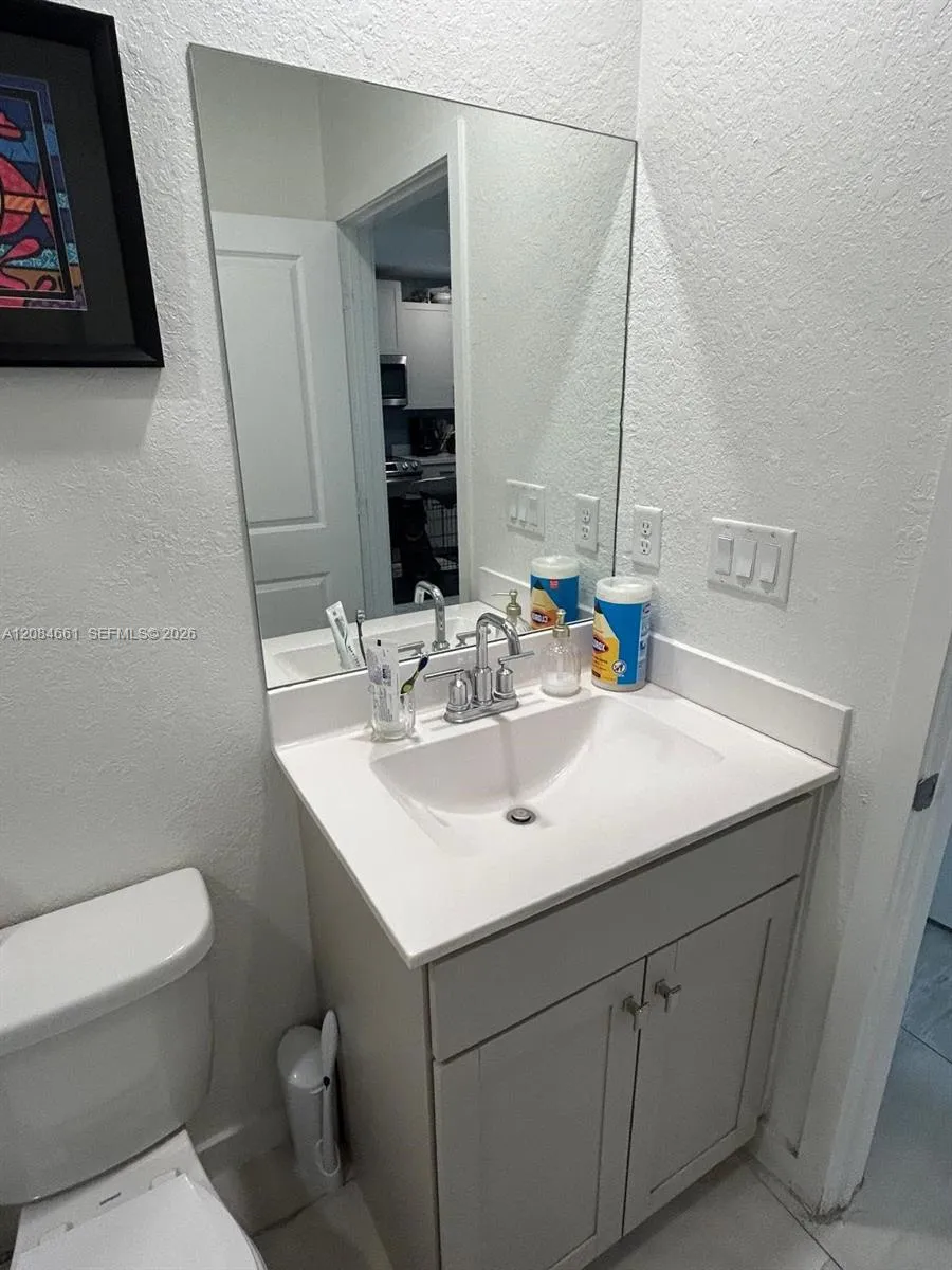 631 NE 4th Ter Florida City, FL 33034