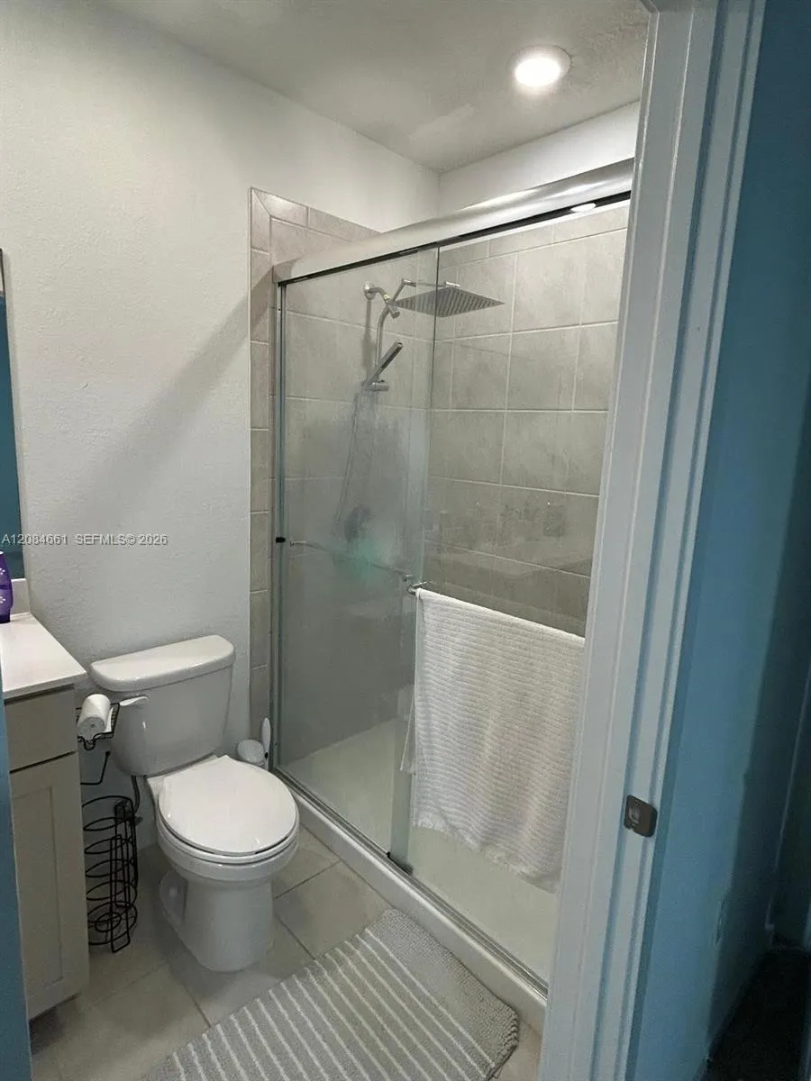 631 NE 4th Ter Florida City, FL 33034