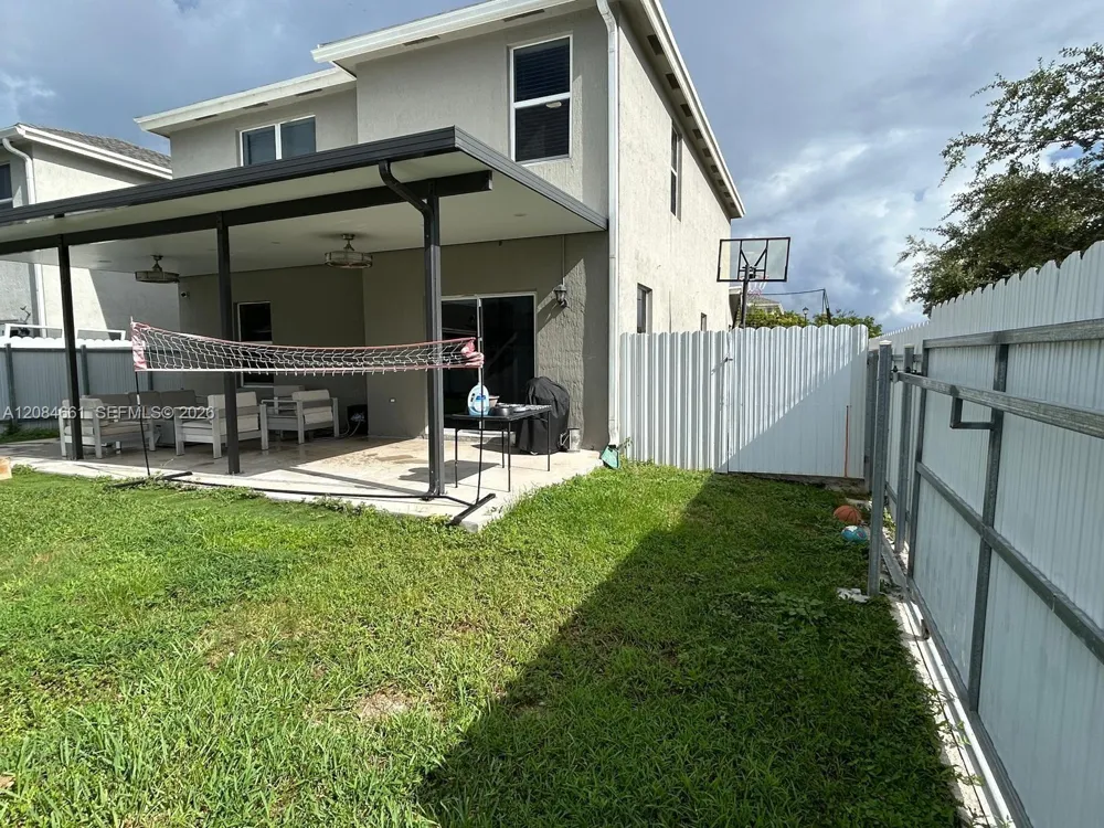631 NE 4th Ter Florida City, FL 33034