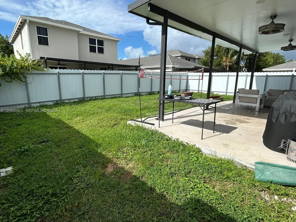 631 NE 4th Ter Florida City, FL 33034