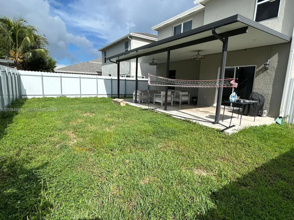 631 NE 4th Ter Florida City, FL 33034