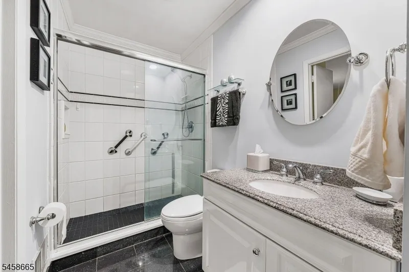 12 Cedar Grove Pl Old Bridge, NJ 08857