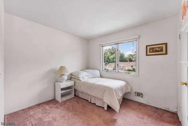 12 Cedar Grove Pl Old Bridge, NJ 08857