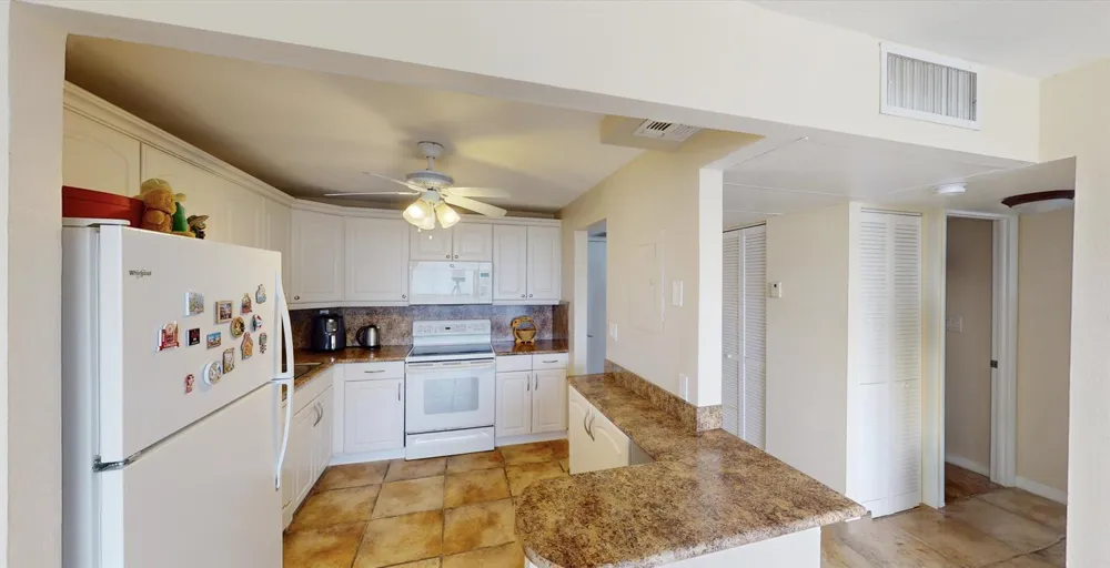2771 Taft Street #302 Hollywood, FL 33020