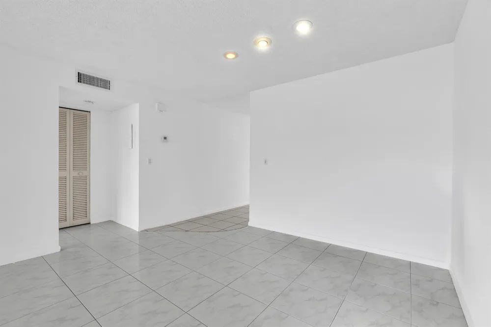 13721 FLORA PLACE #D Delray Beach, FL 33484