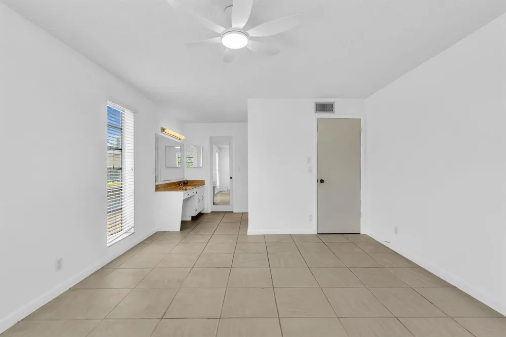 13721 FLORA PLACE #D Delray Beach, FL 33484