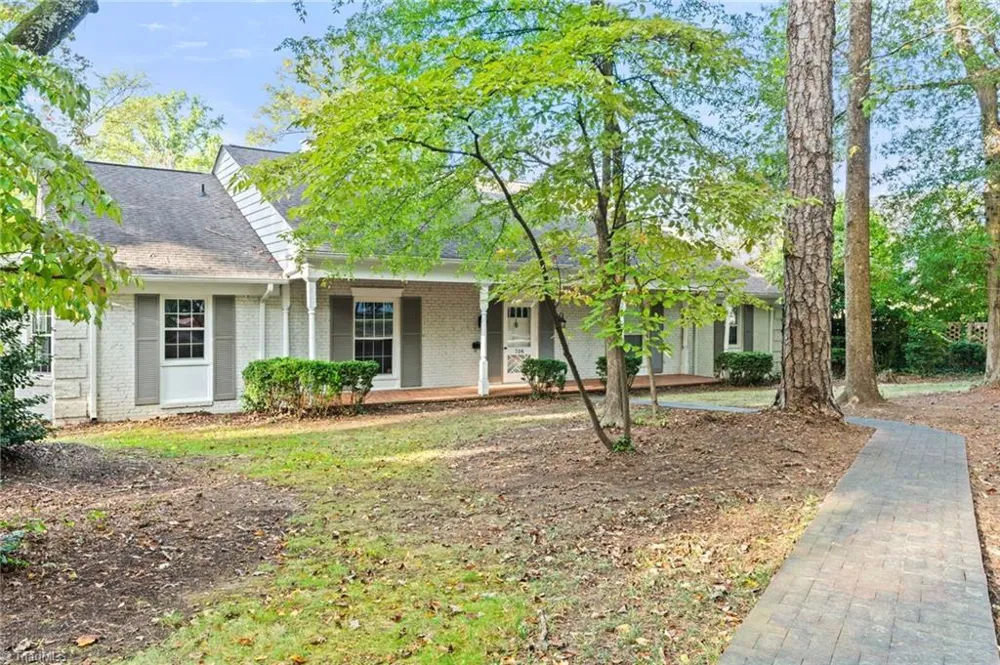 706 W Cornwallis Drive Greensboro, NC 27408