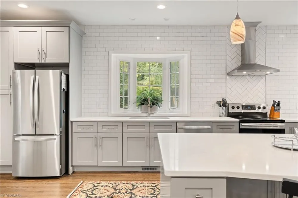 706 W Cornwallis Drive Greensboro, NC 27408