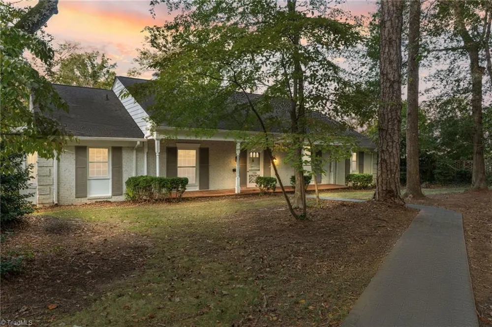 706 W Cornwallis Drive Greensboro, NC 27408