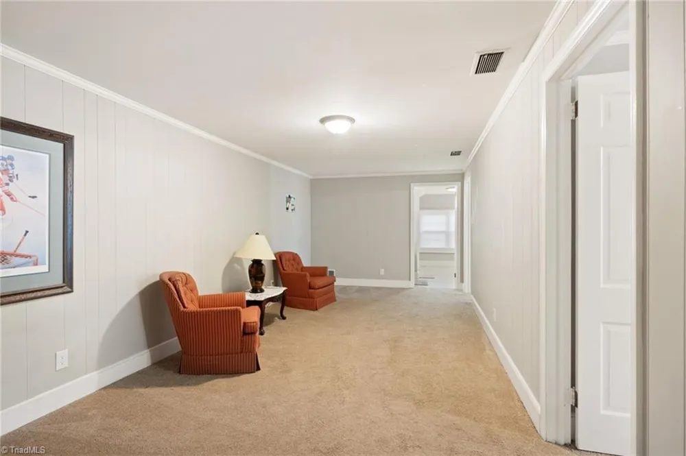 706 W Cornwallis Drive Greensboro, NC 27408