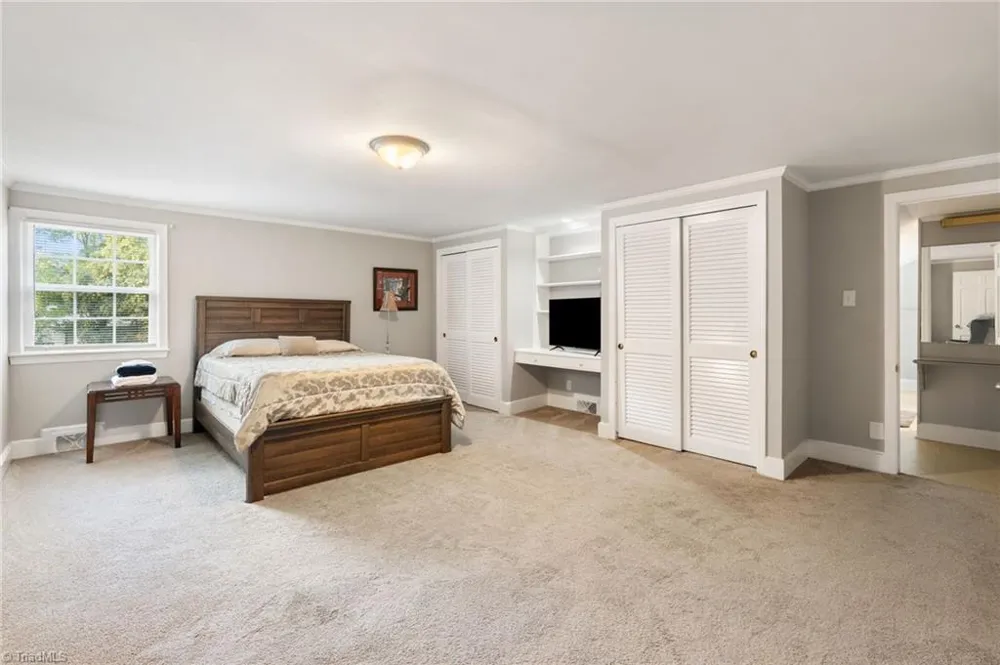 706 W Cornwallis Drive Greensboro, NC 27408