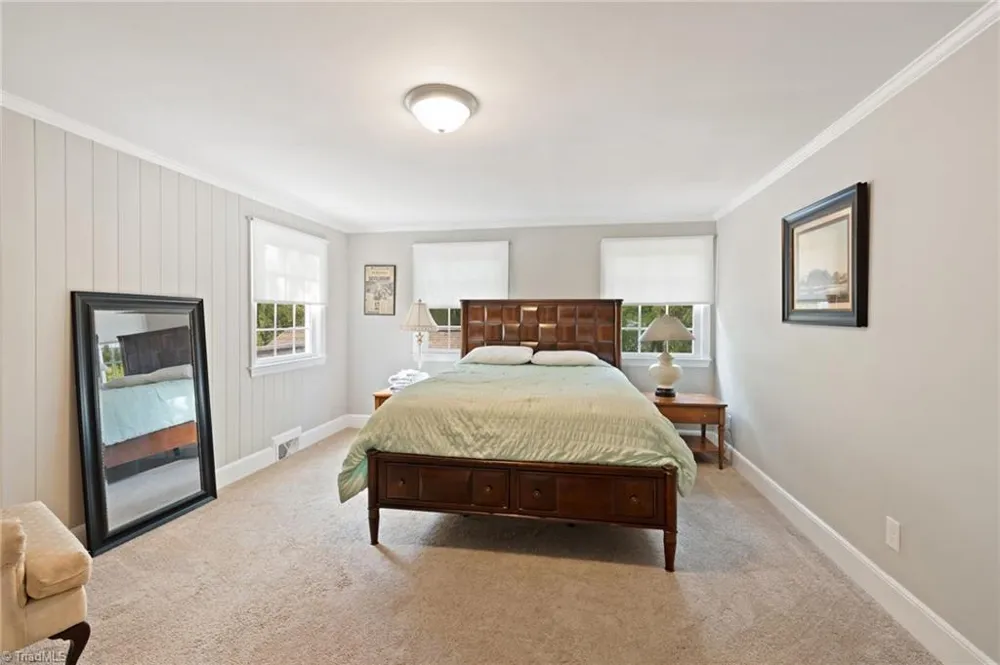 706 W Cornwallis Drive Greensboro, NC 27408