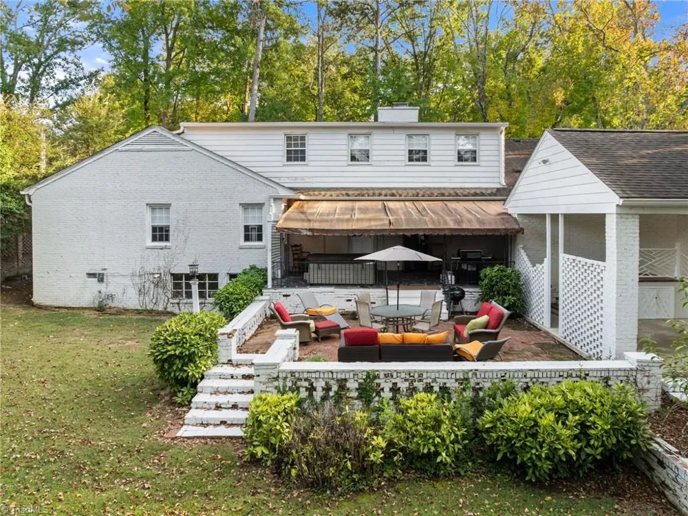 706 W Cornwallis Drive Greensboro, NC 27408
