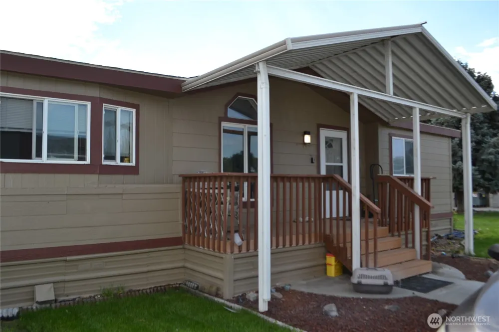 3010 W Peninsula Drive #92 Moses Lake, WA 98837