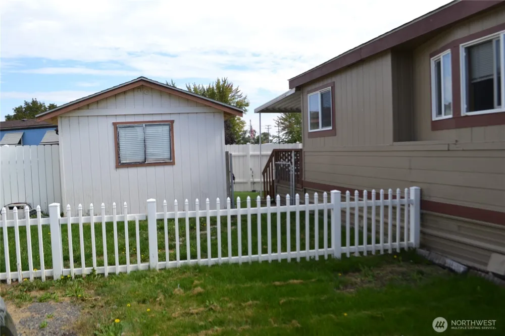 3010 W Peninsula Drive #92 Moses Lake, WA 98837