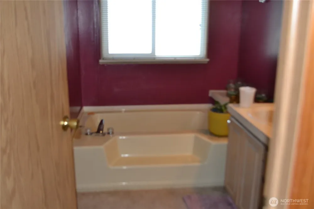3010 W Peninsula Drive #92 Moses Lake, WA 98837