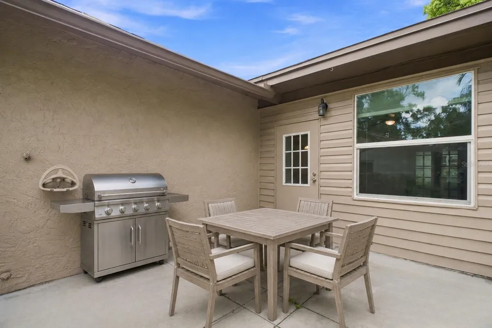 2336 MALCOLM DRIVE Palm Harbor, FL 34684