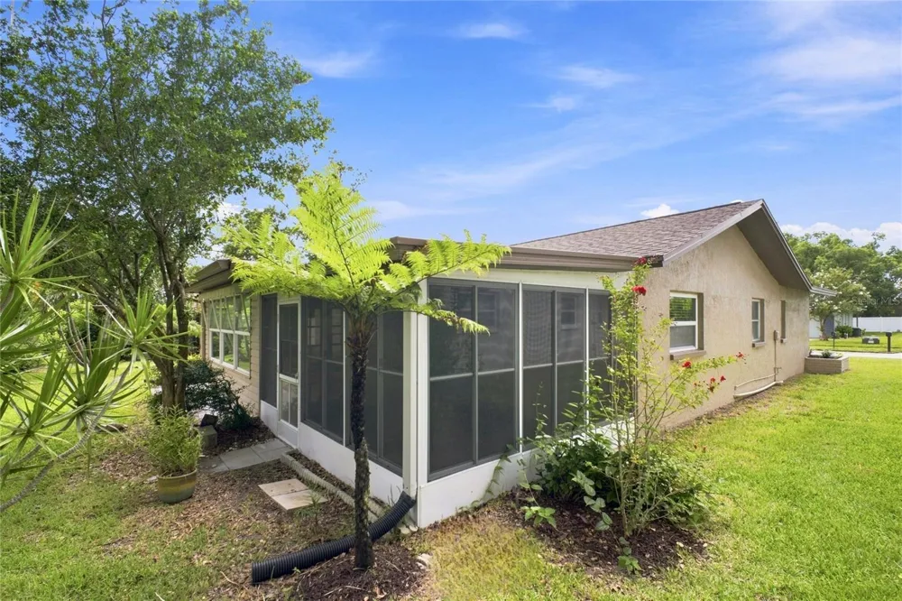 2336 MALCOLM DRIVE Palm Harbor, FL 34684