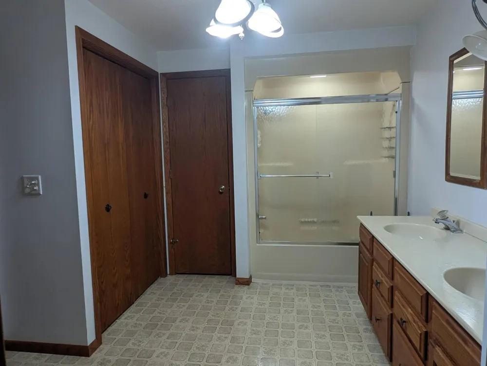 53519 170th Avenue West Concord, MN 55985