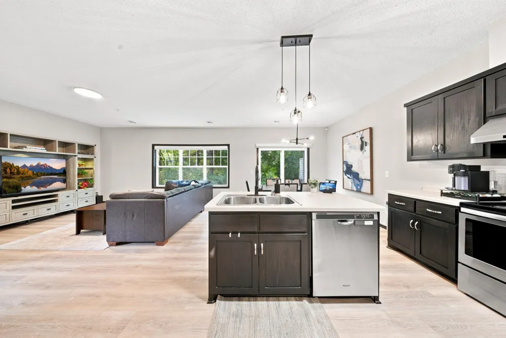 12226 River Valley Drive Burnsville, MN 55337