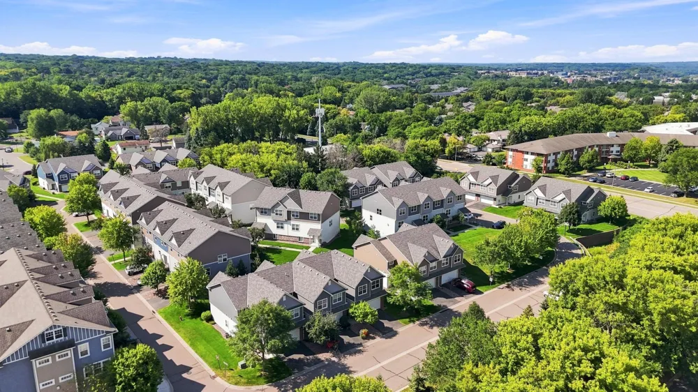 12226 River Valley Drive Burnsville, MN 55337
