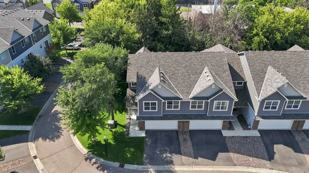 12226 River Valley Drive Burnsville, MN 55337