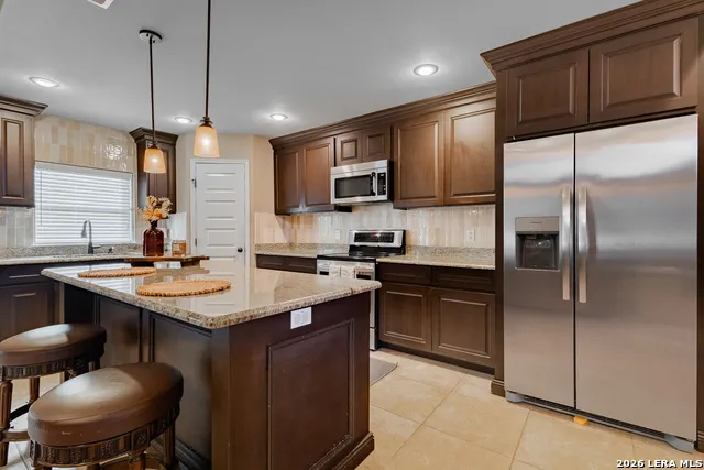 2740 OAK MANOR DR Eagle Pass, TX 78852